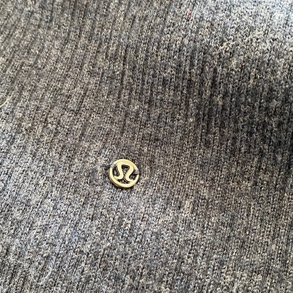 LULULEMON high neck wool pocket sweater size 6 - Picture 6 of 7